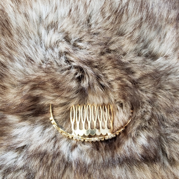 Tiara - Picture 3 of 6